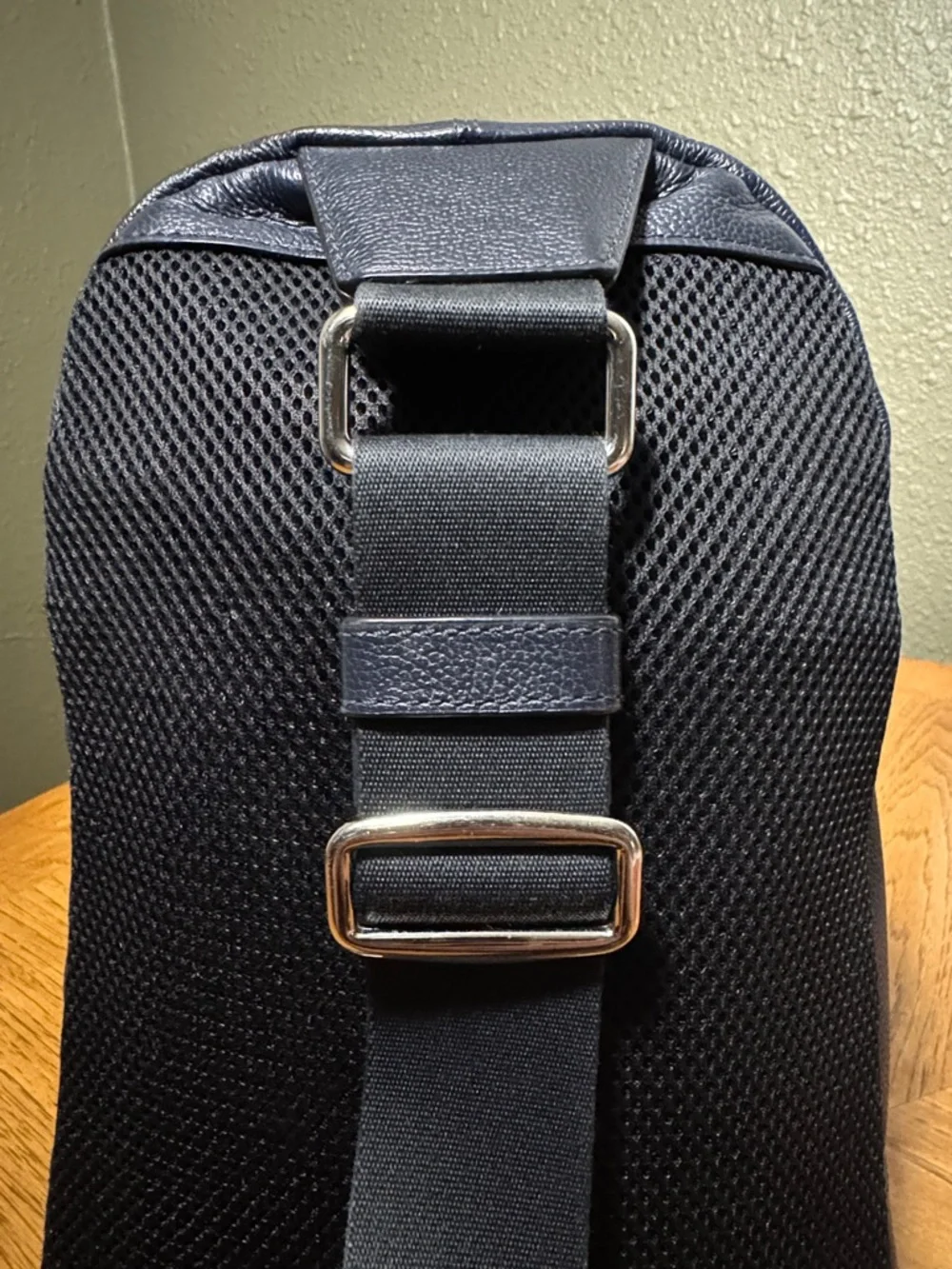 COACH CHARLES LEATHER SLING PACK BAG IN MIDNIGHT